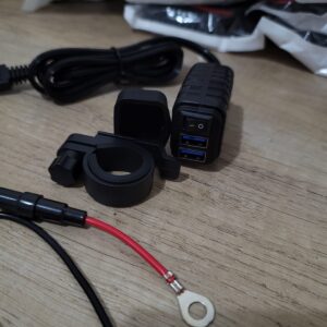 Cargador para usar en Moto Resistente agua, carga super rapida 100% original